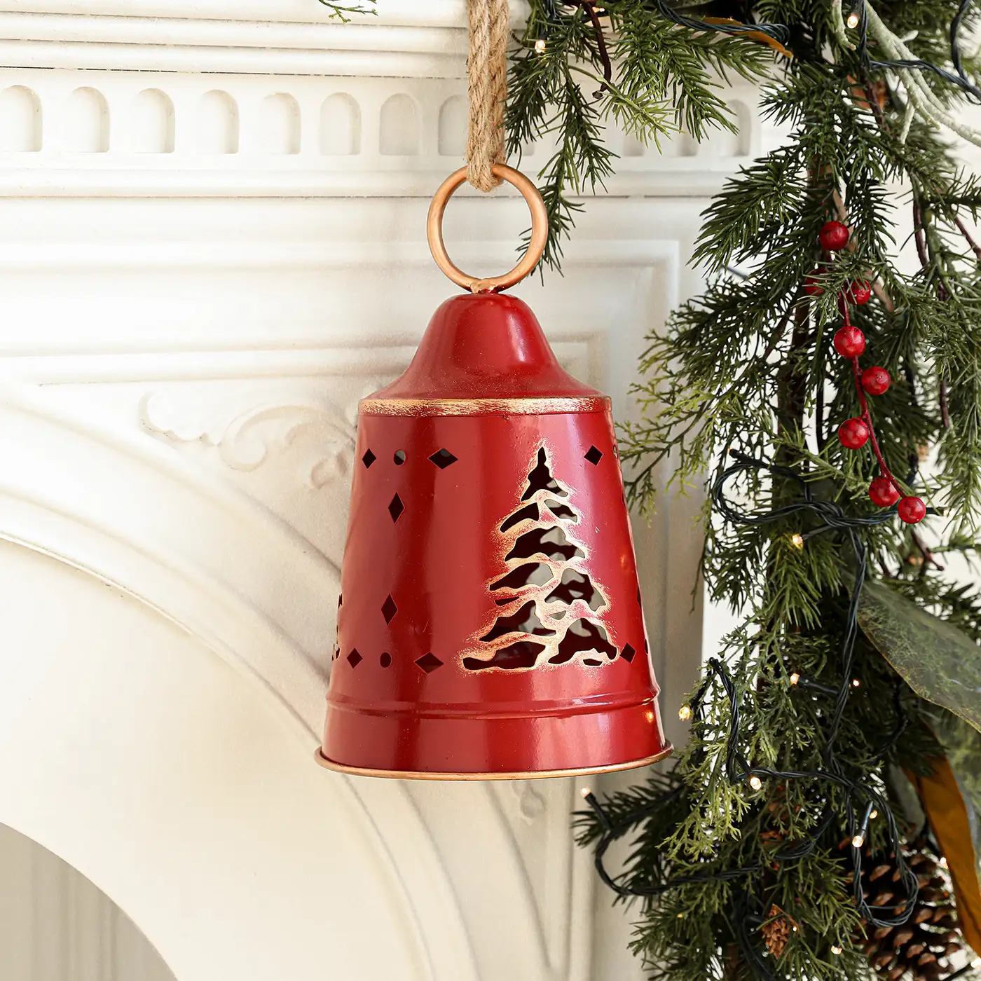 Creative Iron Christmas Tree Bell Ornament