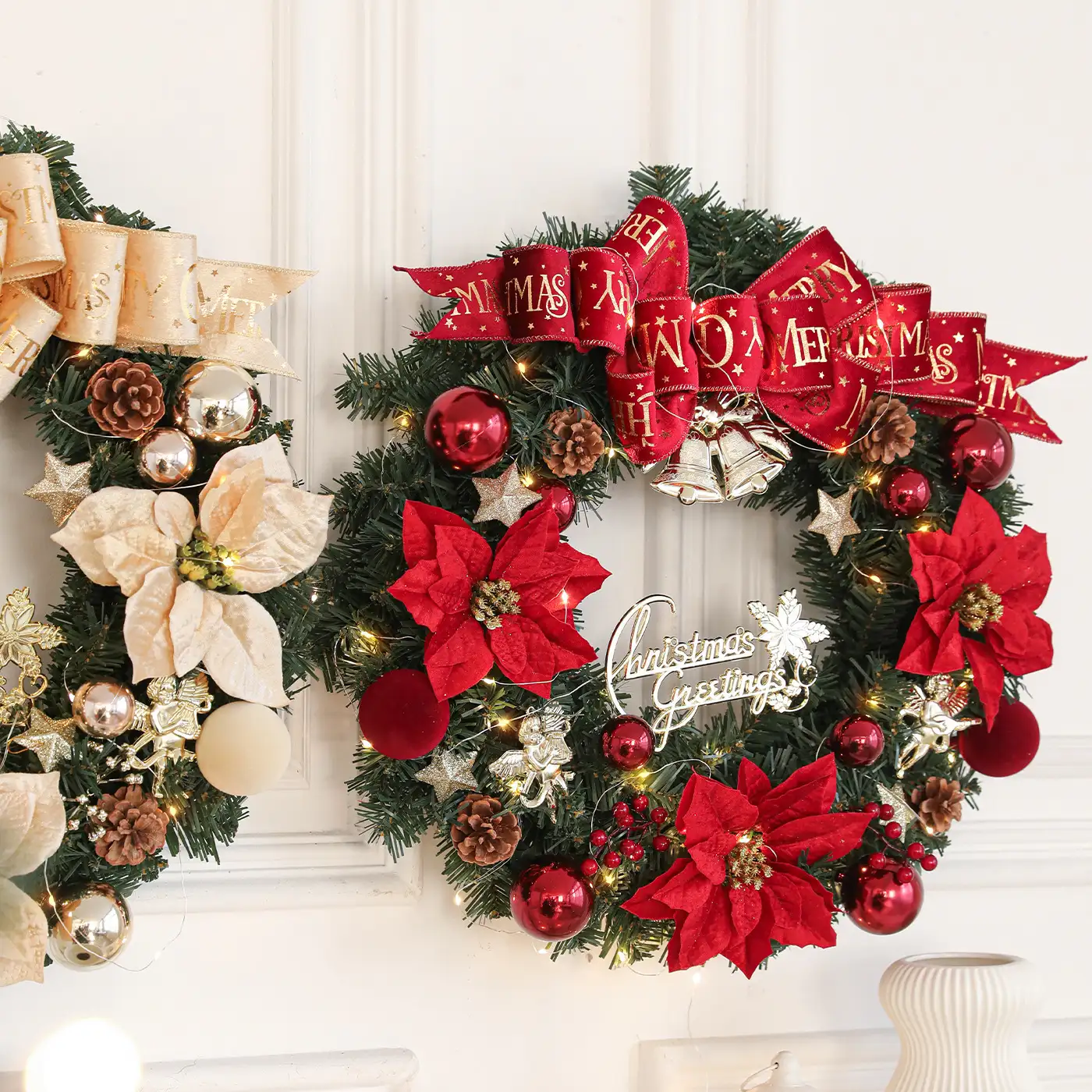 High-density lighted Christmas wreath for door, window and wall hanging decoration
